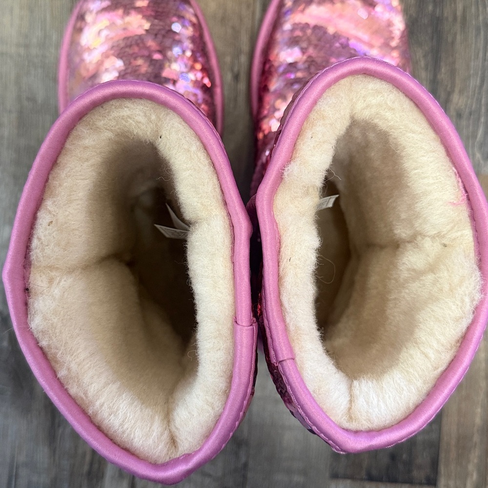 Ugg Classic Short with Sequins - image 6